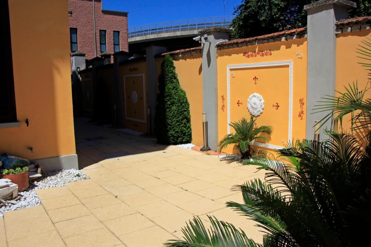 Bed and Breakfast Exclusive Passion Rho Exterior foto