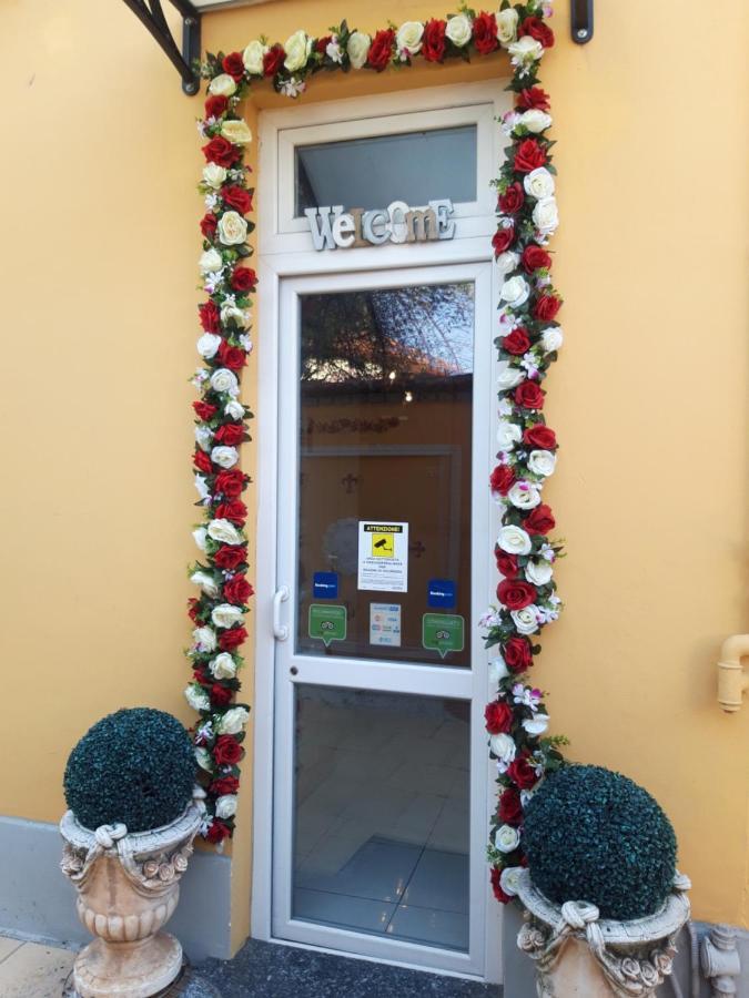 Bed and Breakfast Exclusive Passion Rho Exterior foto