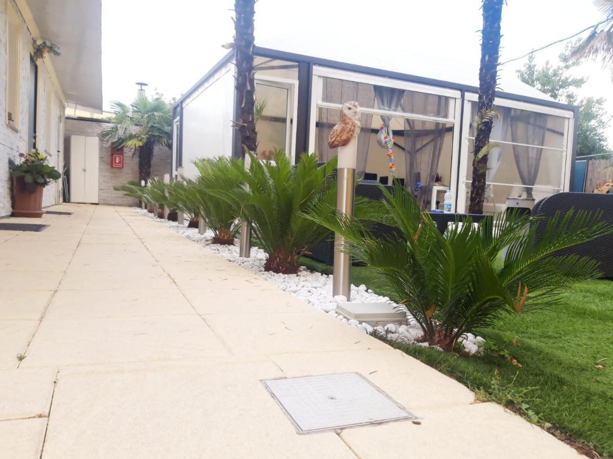 Bed and Breakfast Exclusive Passion Rho Exterior foto