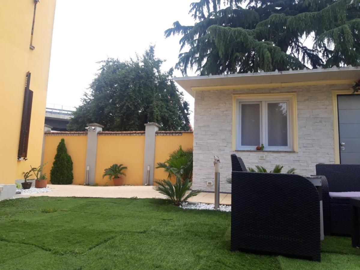 Bed and Breakfast Exclusive Passion Rho Exterior foto